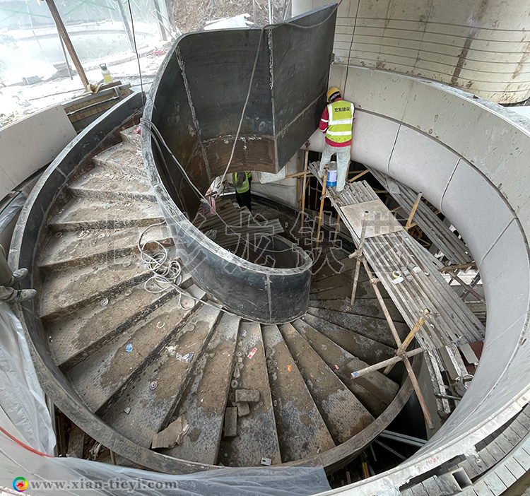 金茂幸福晓棠钢构旋转楼梯_3