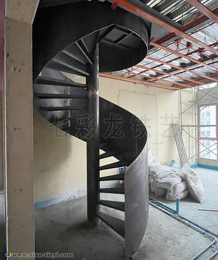 宝鸡美墅壹号高栏旋转楼梯_3